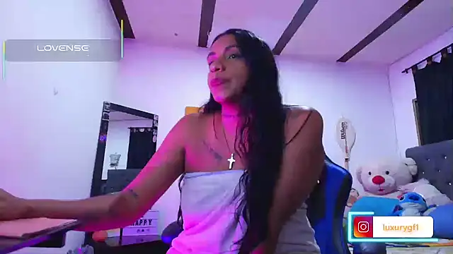 Pocahontaslovex online show from July 2026 11:47:02 PM