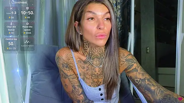 tattooedBabyy online show from November 2025 08:13:01 AM