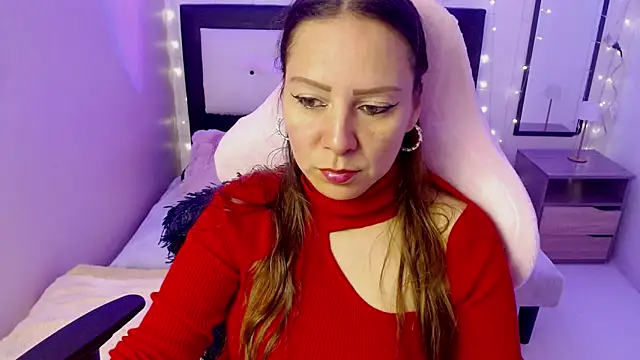 camila delarosa online show from June 2026 12:19:01 PM