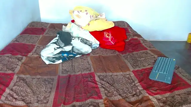 George Dominator online show from December 2024 08:10:02 PM