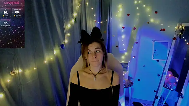 Sweet me  online show from February 2025 10:14:02 PM