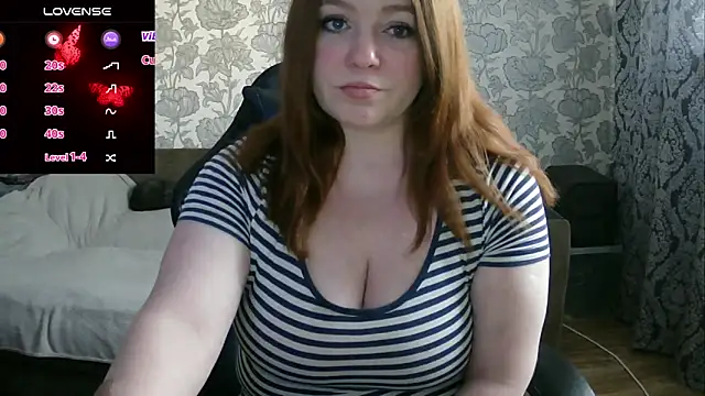 Snapshot of Sabrina_Poison chatting on February 2025 12:44:02 PM Sabrina Poison online show from February 2025 12:44:02 PM