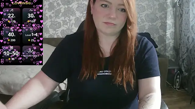 Snapshot of Sabrina_Poison chatting on October 2025 07:54:01 AM Sabrina Poison online show from October 2025 07:54:01 AM