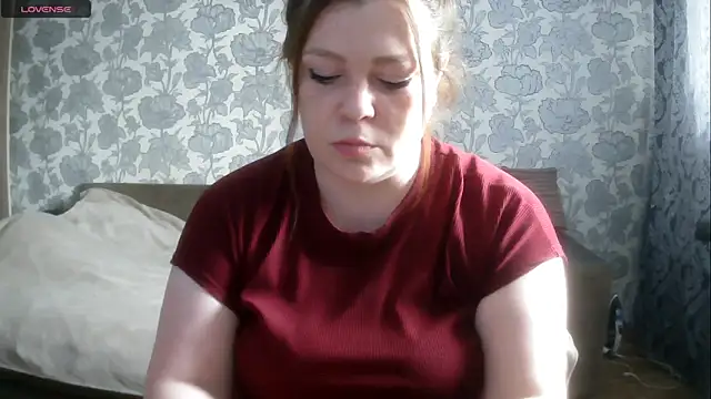 Snapshot of Sabrina_Poison chatting on June 2026 05:25:01 AM Sabrina Poison online show from June 2026 05:25:01 AM