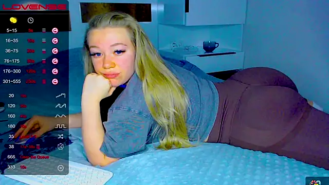 kitti kaattt online show from October 2025 03:29:02 AM