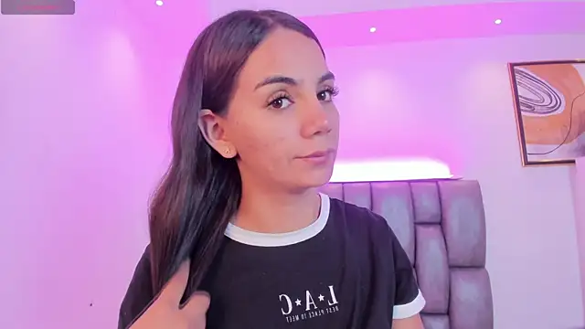 martina mancini online show from January 2026 12:00:01 PM