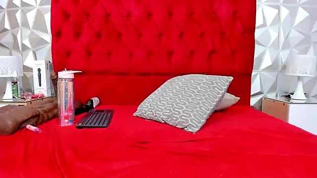 steacy 19 online show from February 2025 10:56:02 AM