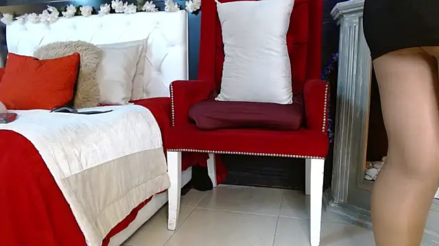 Janna Rousse  online show from March 2025 12:35:02 PM