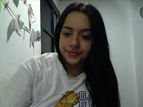 Snapshot of lindakurlinx chatting on September 2025 04:33:02 AM lindakurlinx online show from September 2025 04:33:02 AM