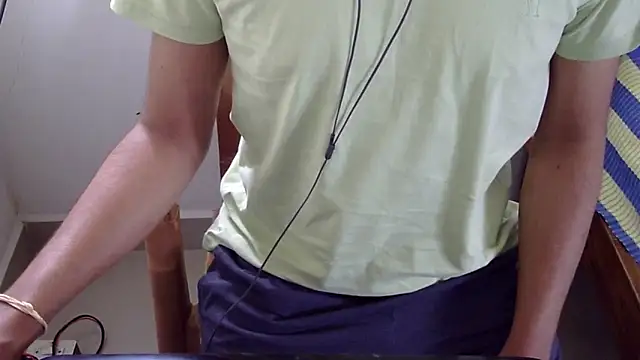 The SHY uncut online show from September 2025 06:37:02 AM