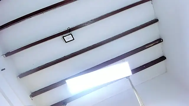 Oriana Guzman online show from February 2025 03:49:01 PM