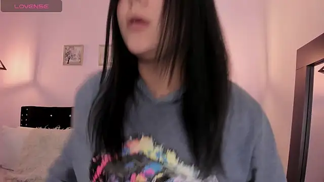 Oriana Guzman online show from October 2025 11:26:02 PM