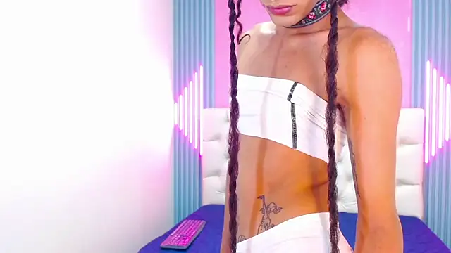 Foxy Ella  online show from March 2025 05:50:01 PM