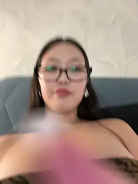 Aiko Yumi online show from March 2025 08:00:01 PM