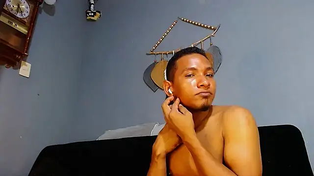 Grandeygruesa1 online show from February 2025 02:42:01 AM