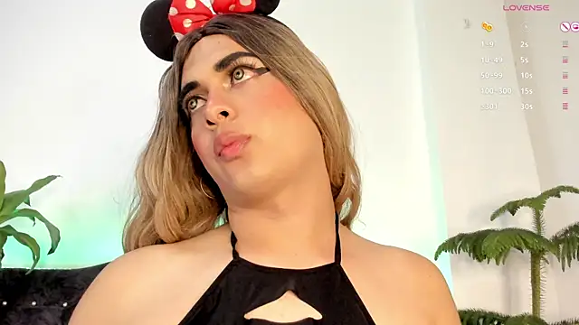 Snapshot of candy_canne__ chatting on January 2025 08:18:02 PM candy canne   online show from January 2025 08:18:02 PM