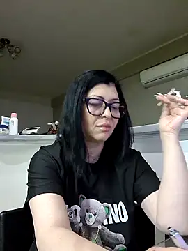 Milf Abigail online show from March 2026 03:01:01 AM