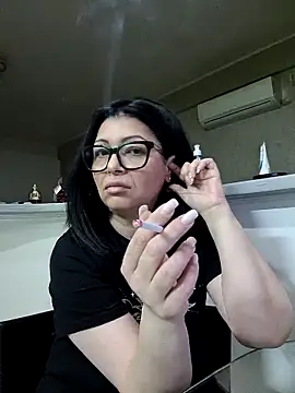 Milf Abigail online show from April 2026 12:35:01 AM