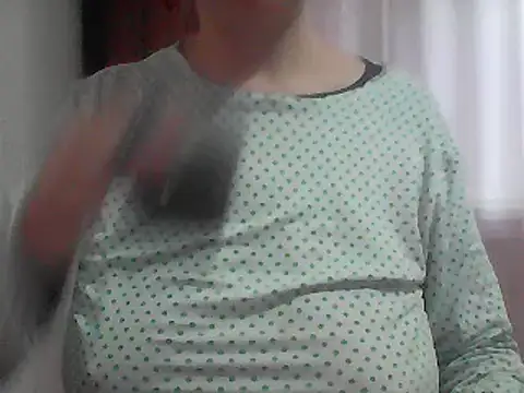 AnaXBerry online show from February 2026 06:32:01 AM