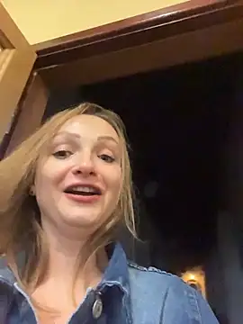 Snapshot of LadyTatiana_Madam chatting on January 2026 03:47:01 PM LadyTatiana Madam online show from January 2026 03:47:01 PM