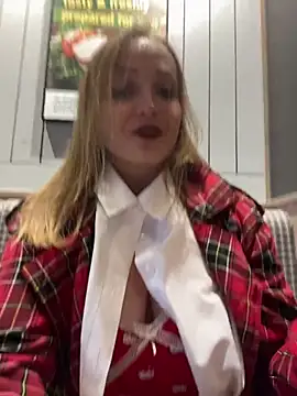 Snapshot of LadyTatiana_Madam chatting on February 2026 01:09:02 PM LadyTatiana Madam online show from February 2026 01:09:02 PM