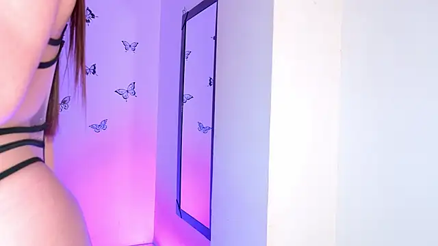 Lilly Peach22 online show from September 2025 04:24:02 AM