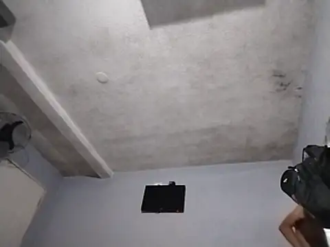 Snapshot of UncutToyBoy23cm chatting on January 2026 05:01:02 AM UncutToyBoy23cm online show from January 2026 05:01:02 AM