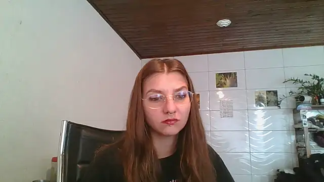 SweetyBabyDemon online show from April 2026 03:32:01 PM