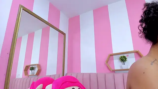 ISABELLA 020 online show from April 2026 12:04:01 PM