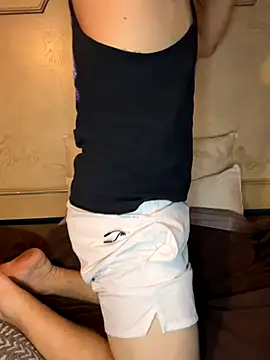 whitehammer94u online show from October 2025 11:24:02 PM