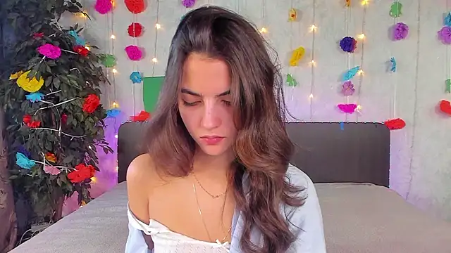 Milana Crystal  online show from March 2026 08:18:02 AM