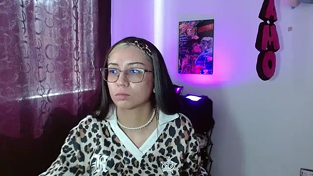 squirt charlott online show from October 2025 05:42:01 PM