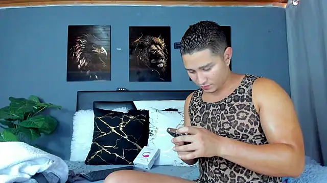 Snapshot of francesco_evan chatting on September 2025 09:26:02 PM francesco evan online show from September 2025 09:26:02 PM