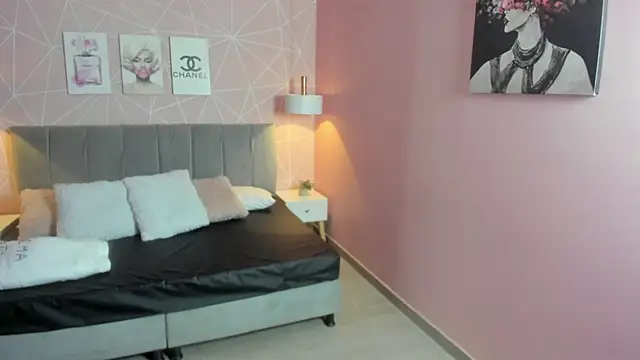 Snapshot of zara__sweet chatting on February 2026 01:18:02 PM zara sweet online show from February 2026 01:18:02 PM