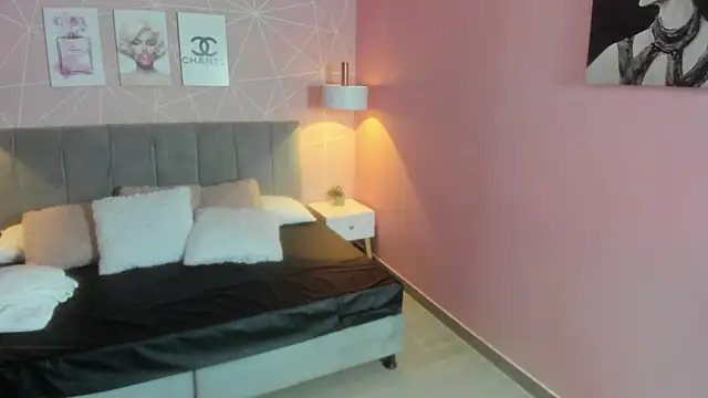 Snapshot of zara__sweet chatting on May 2026 02:00:01 PM zara sweet online show from May 2026 02:00:01 PM