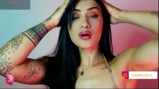 Dannawells online show from February 2026 01:17:01 AM