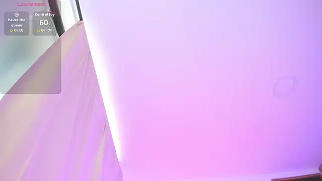 Kylie2211 online show from March 2026 06:11:02 PM