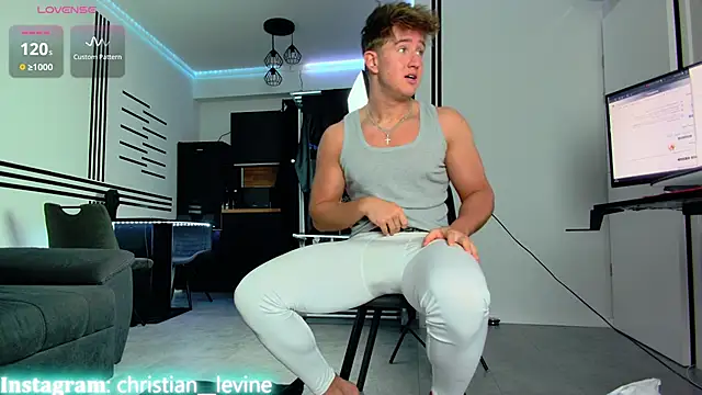 Snapshot of ChristianLevine_ chatting on January 2025 06:21:01 AM ChristianLevine online show from January 2025 06:21:01 AM
