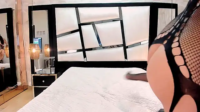 LiaObrien online show from November 2025 09:14:02 PM