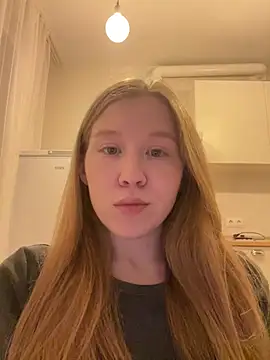 Eva Weyne online show from March 2026 08:04:02 PM