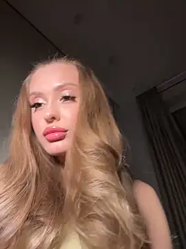 Sweet  Milly online show from February 2026 04:05:02 PM