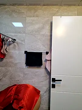 Esmertarcinim online show from March 2025 12:09:02 PM