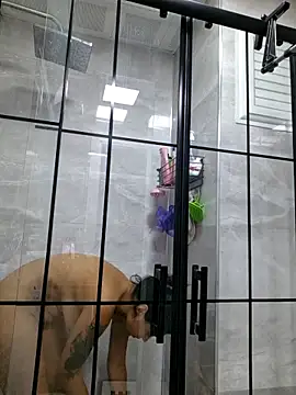 Esmertarcinim online show from October 2025 12:13:02 PM