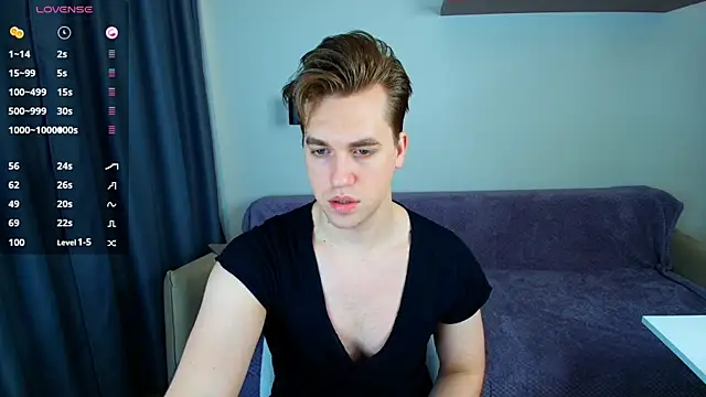 Snapshot of AustinButler chatting on December 2024 08:21:02 PM AustinButler online show from December 2024 08:21:02 PM