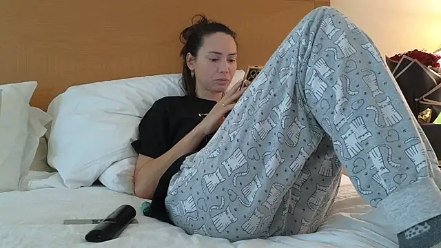 Mr-and-Mrs-Smith online show from March 2025 10:51:01 AM