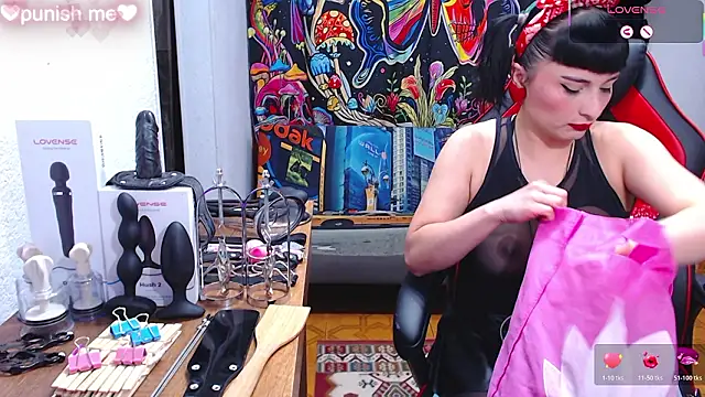 leah  smiith online show from February 2026 02:32:02 AM