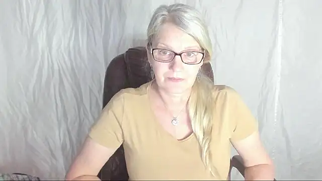 irinamaux online show from March 2025 09:16:01 AM