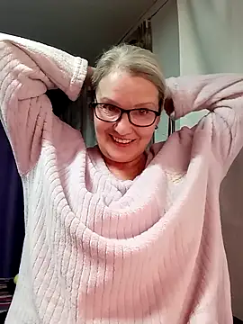 irinamaux online show from February 2026 03:59:01 PM