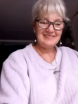 Snapshot of irinamaux chatting on July 2026 06:08:02 AM irinamaux online show from July 2026 06:08:02 AM
