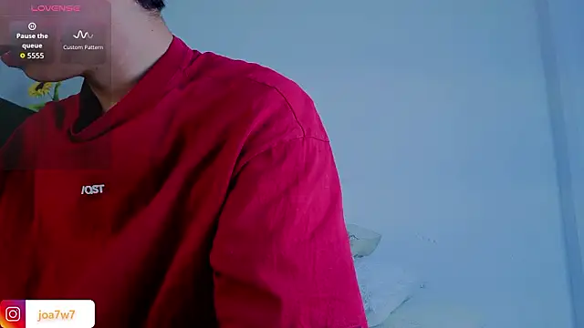 Levii Ackermann online show from February 2026 02:02:02 PM